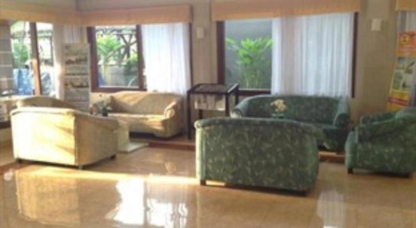Grand Sumatera Hotel Surabaya Bagian luar foto