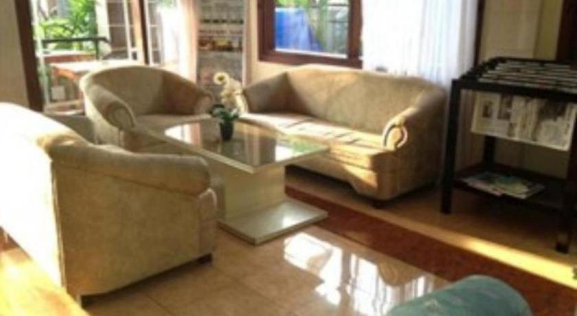 Grand Sumatera Hotel Surabaya Bagian luar foto