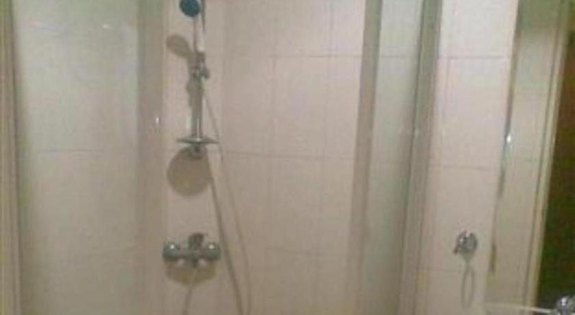 Grand Sumatera Hotel Surabaya Bagian luar foto